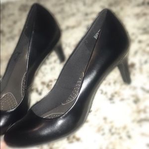 Black close toed heel
